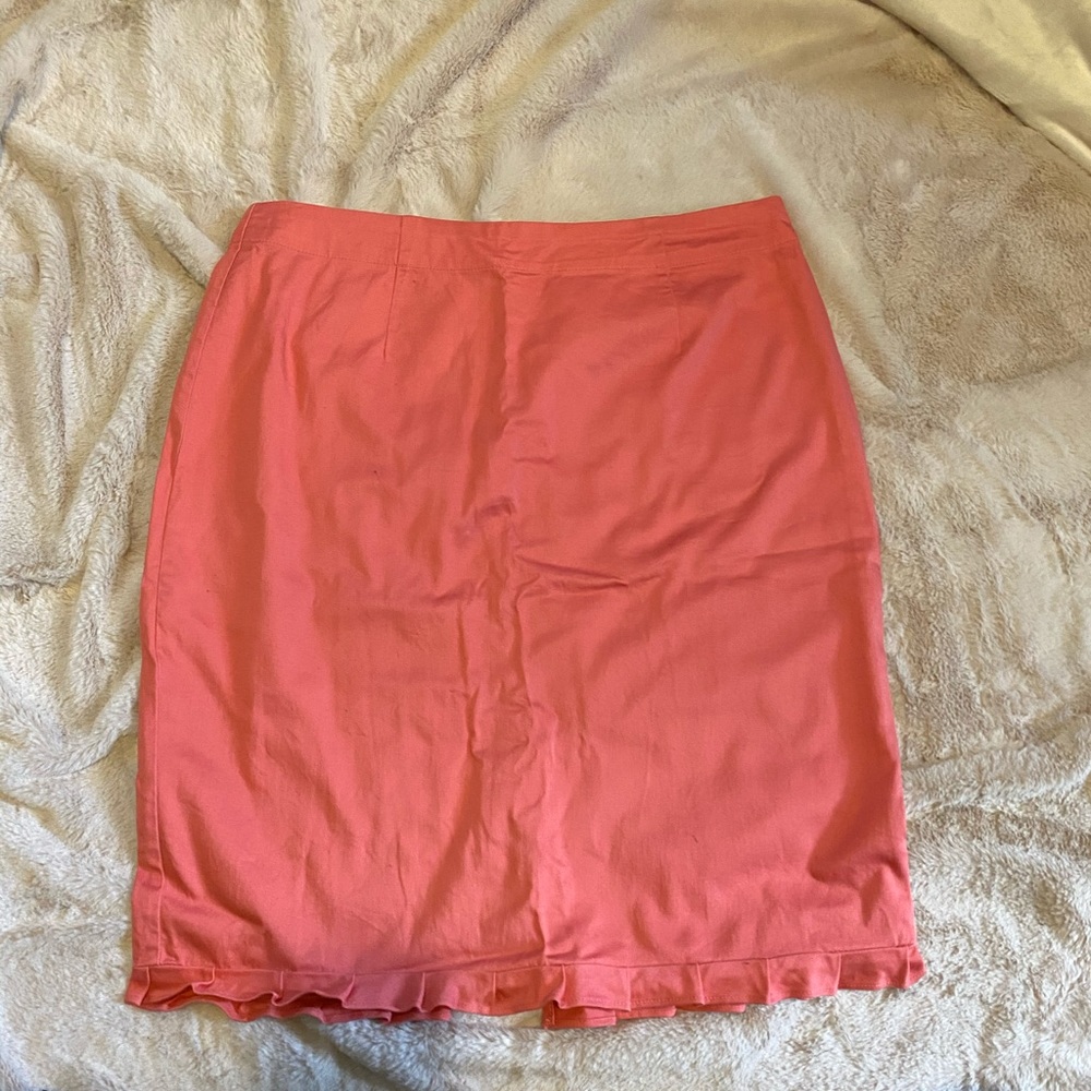 Spring skirt, frilly hem!